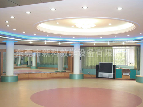 <a href='http://qmcku.cn/chanpin/59-1.html' target='1' style='font-size:18px; font-weight:bold; color:#000000;'>舞蹈室</a>
