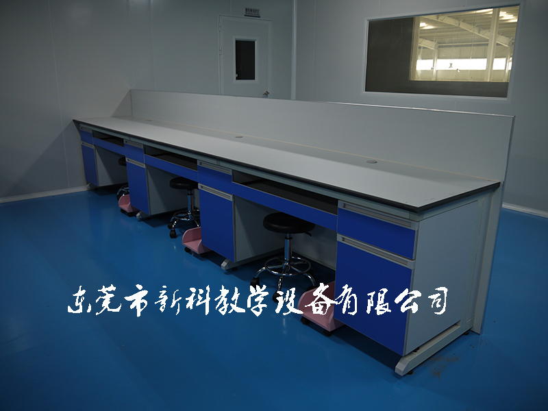 <a href='http://qmcku.cn/products/64-1.html' target='1' style='font-size:18px; font-weight:bold; color:#000000;'>實驗室邊臺</a>案例